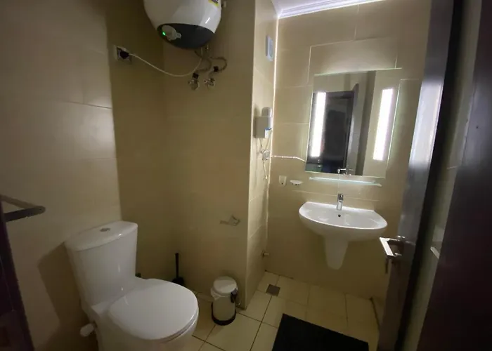 Apartment Stylish Pool View In Al Dau Heights *